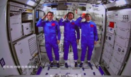 广州白姓球迷爆料视频最新,揭秘广州队最新动态与幕后故事